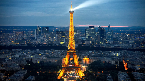 La tour Eiffel fête ses 5.8 millions de visiteurs en 2022