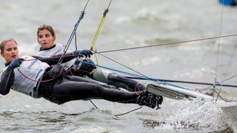 Martine Grael e Kahena Kunze ganharam ouro