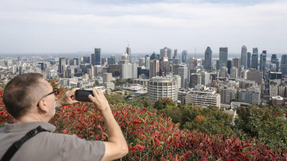 Seulement 60% des habitants de Montréal, au Québec, emploient le français en dehors du cercle familial, ici, une vue sur la ville, la plus grande du Québec, le 5 octobre 2023.