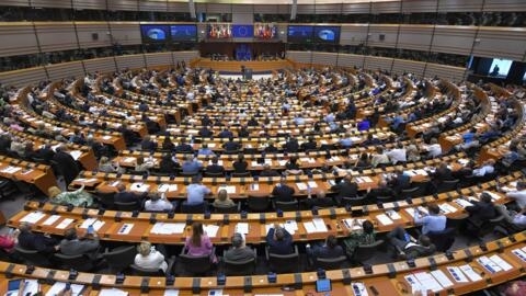 Le site Web democracia.fr qui est piloté par IA, permet aux citoyens de comprendre les votes et les prises de décisions des groupes parlementaires de l’UE.