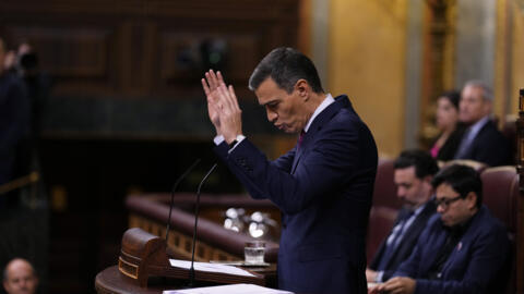 O primeiro-ministro espanhol Pedro Sánchez diante do Parlamento, em 15 de novembro de 2023. 