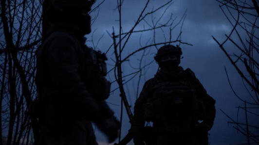 Militares ucranianos da 47ª brigada são vistos em suas posições em uma linha de frente, em meio ao ataque da Rússia à Ucrânia, perto da cidade de Avdiivka, recentemente capturada pelas tropas russas na região de Donetsk, Ucrânia, em 20 de fevereiro de 2024. REUTERS/Inna Varenytsia