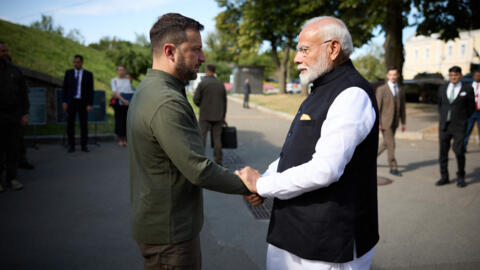 Ukrainian President Volodymyr Zelensky and Indian Prime Minister Narendra Modi shake hands during their meeting in Kyiv on 23 August, 2024.