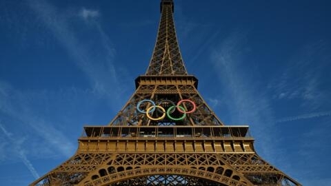 Paris đã sẵn sàng đón Thế vận hội mùa hè 2024. Ảnh chụp tháp Eiffel, Paris, Pháp, ngày 21/07/2024
