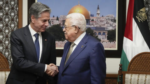 巴勒斯坦权力机构主席阿巴斯（Mahmoud Abbas）与美国国务卿布林肯（Antony Blinken）2024年2月7日约旦河西岸拉姆安拉。