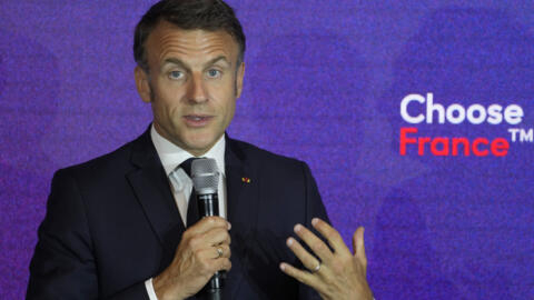 Le président français Emmanuel Macron s'exprime au siège français de Microsoft à Issy-les-Moulineaux, au sud de Paris, le 13 mai 2024.