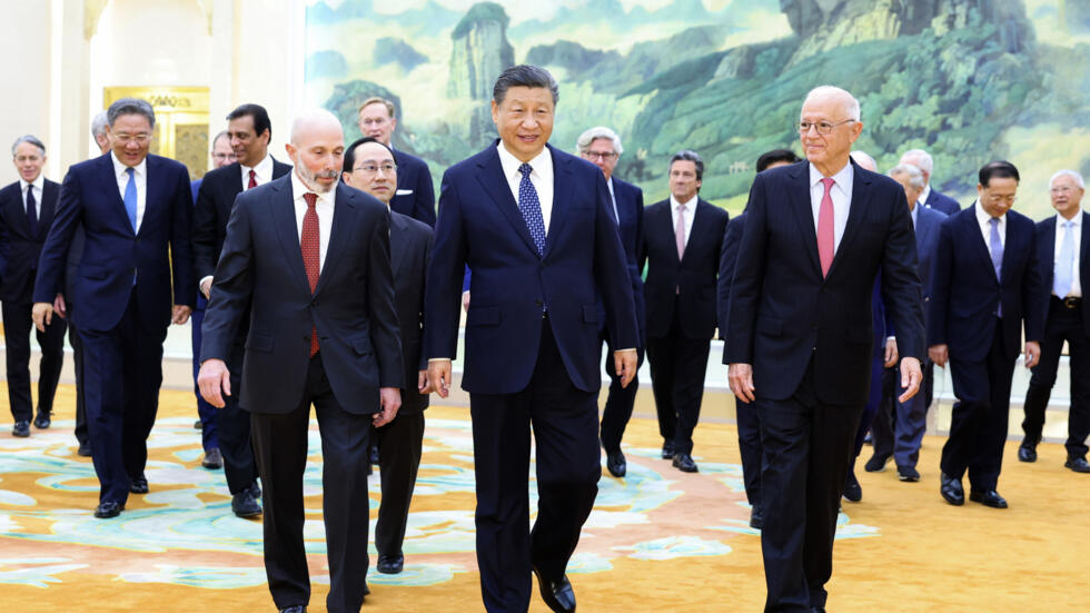 中国国家主席习近平与美国商学界精英，2024年3月27号，北京人民大会堂