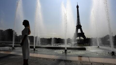 A cada verão, Paris bate recordes de temperaturas, rpovocados pelo aquecimento global.