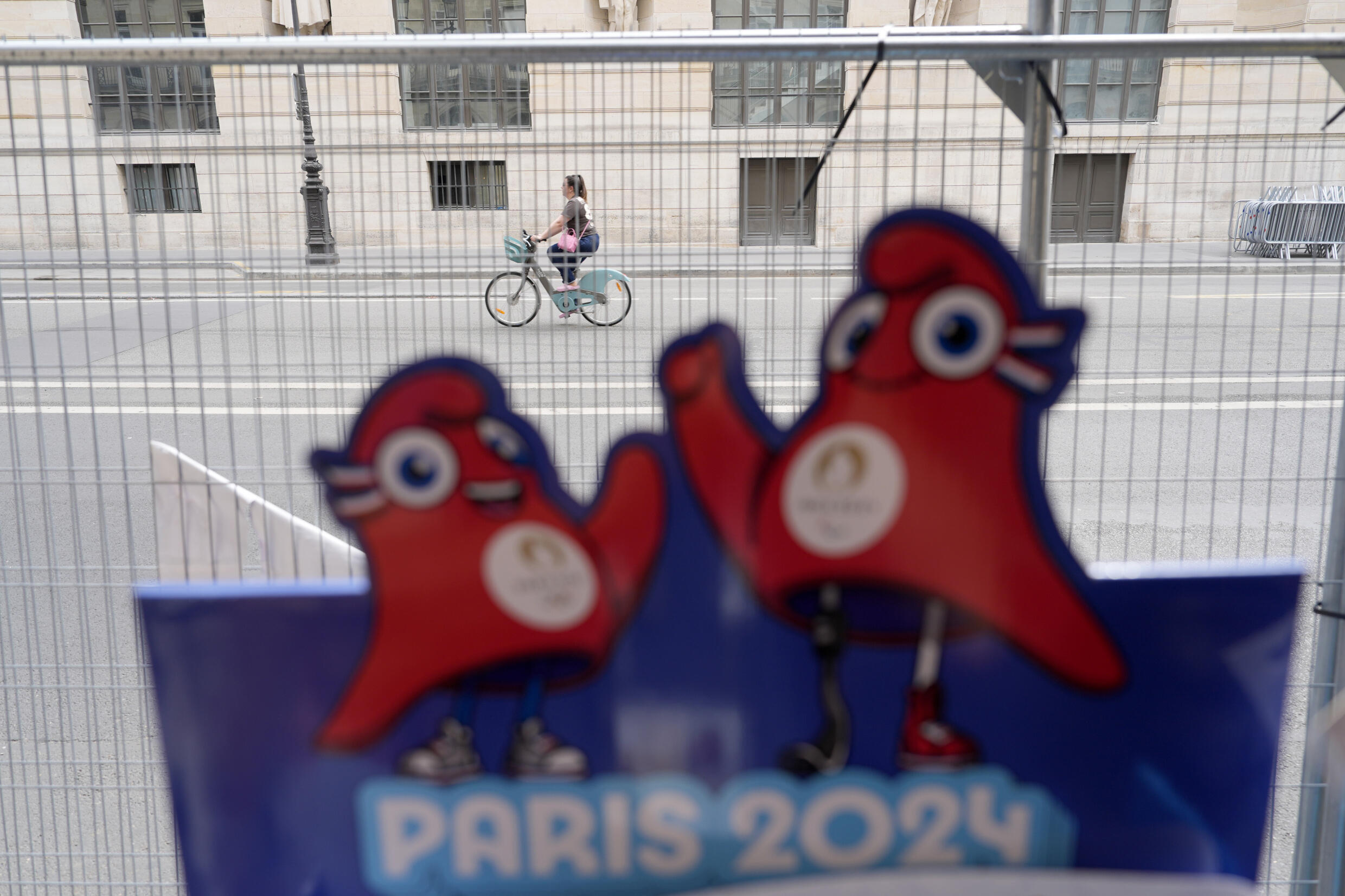 До Олімпійських ігор у Парижі встановили периметр безпеки