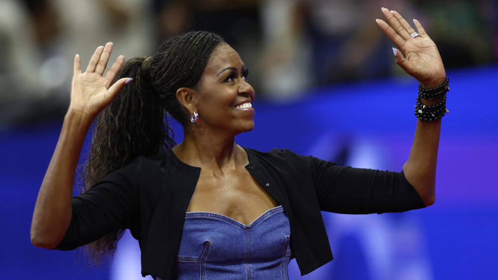 Michelle Obama, ex-primeira-dama dos Estados Unidos. Cerimónia a marcar os 50 anos do Dia Internacional da Igualdade Feminina nos Estados Unidos. US Open, 28 de Agosto de 2023.