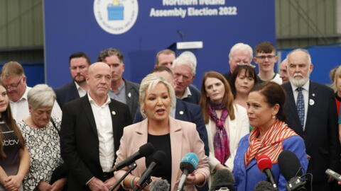 Líder do partido independentista, Michelle O'Neill prometeu uma "nova era" na Irlanda do Norte. (07/05/2022)