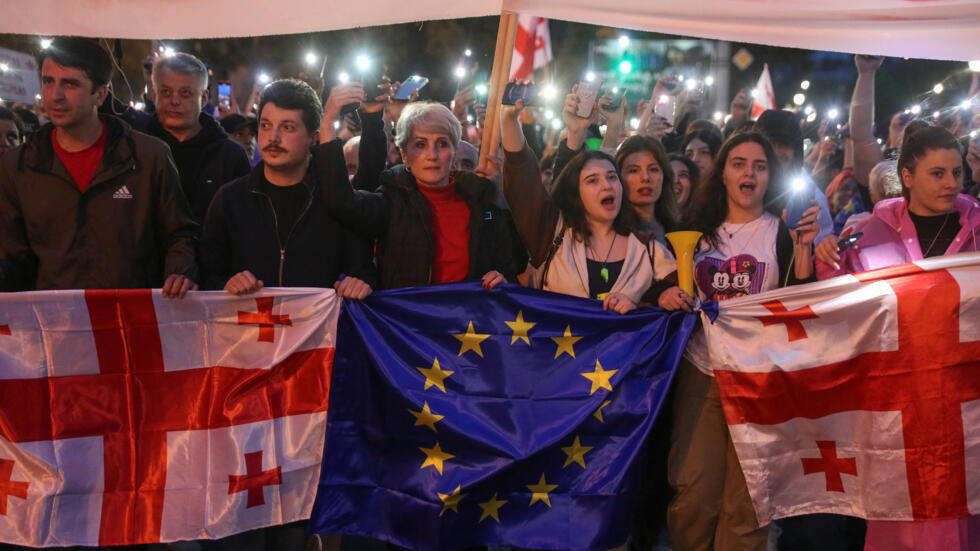 Участники акции против закона об "иноагентах". Тбилиси, 24 мая 2024 г.