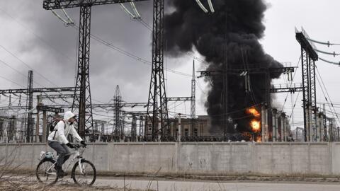 La centrale électrique de Kharkiv touchée par un missile russe, le 22 mars 2024.