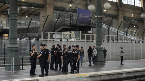 Поліціянти патрулюють залізничний вокзал Гара де Норд під час літніх Олімпійських ігор 2024 року. Париж, Франція, 26 липня 2024