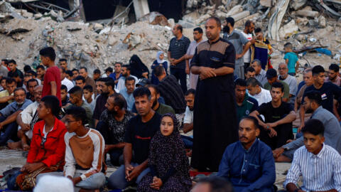 在穆斯林宰牲节的第一天，被以色列军队轰炸了八个多月的加沙地带经历了 "与前几天相比几乎平静 "的一天。