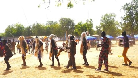 Danseurs au festival des peuples de la vallée du Logone, à Bongor, au Tchad