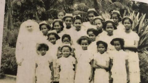 The mixed-race girls from the Katende convent, Monique Bitu Bingi, Simone Ngalula, Noëlle Verbeeken, Marie-José Loshi and Léa Tavares Mujinga want to sue the Belgian state over their treatment in the Congo.