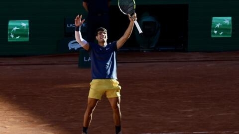 Third seed Carlos Alcaraz beat second seed Jannik Sinner in five sets to reach the final at the French Open for the first time.