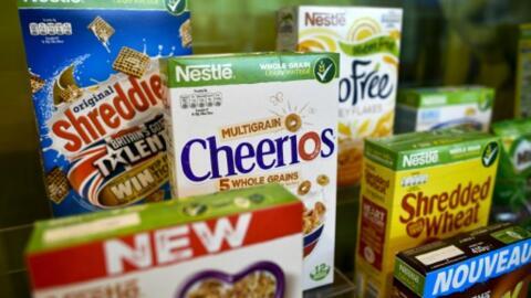 Nestlé admite que mais da metade de seus produtos não são saudáveis. 