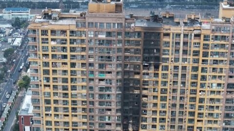 2024年2月23日，江苏省南京市一栋居民楼发生火灾。当地政府称已造成至少15人死亡，44人受伤。