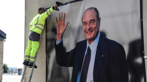 法国科雷兹(Corrèze)雅克·希拉克（Jacques Chirac）博物馆悬挂出离世的前总统希拉克像 2019年9月27日