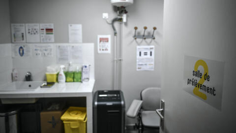 A testing room at the CheckPoint Paris prevention and screening centre, a sexual health clinic.