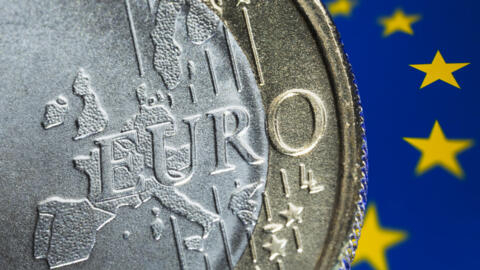 Imagem de ilustração da moeda de um euro.