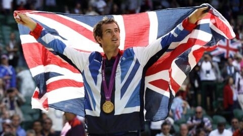 Mchezaji tenesi wa Uingereza, Andy Murray, ambaye ametangaza michezo ya Paris kuwa ya mwisho kwake, hapa akishangulia ushindi alioupata wakati wa michezo ya Olimpiki ya Londoni mwaka 2012.