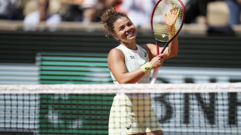 Jasmine Paolini reached the semi-final at a Grand Slam tournament for the first time following her three-set victory over the fourth seed Elena Rybakina>