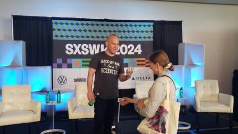 Chris Kanik, le créateur de l'entreprise Smart Cups, lors du festival South by South West (SXSW), le 9 mars 2024.