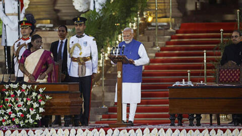 Le Premier ministre indien Narendra Modi prête serment lors d'une cérémonie d'assermentation au palais présidentiel de New Delhi, le 9 juin 2024.