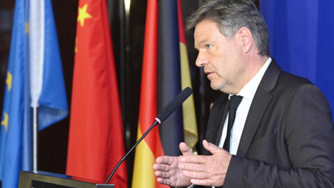 Le ministre allemand de l'Économie, Robert Habeck, s'exprime lors d'une conférence de presse à Shanghai le 22 juin 2024.