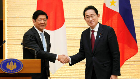 菲律宾总统小马科斯与日本首相岸田文雄资料图片