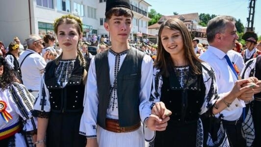 Serbare populară în comuna Vaideeni, județul Vâlcea, 29 iunie 2024