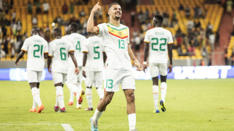 Iliman Ndiaye avec le maillot du Sénégal. 