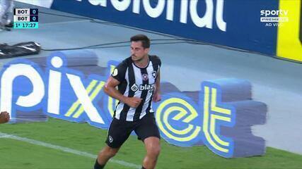 Aos 17 min do 1º tempo - gol de Gabriel Pires do Botafogo contra o Bragantino