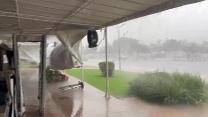 Chuva forte no DF danificou guarita e tenda de visitantes do Palácio da Alvorada.