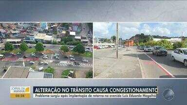 Alteração no trânsito causa congestionamento em Salvador - Problema surgiu após implantação de retorno na avenida Luis Eduardo Magalhães.