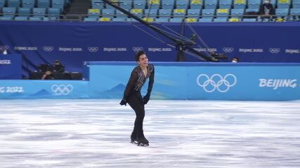 Mexicano Donovan Carrillo se emociona após apresentação na final da patinação artística