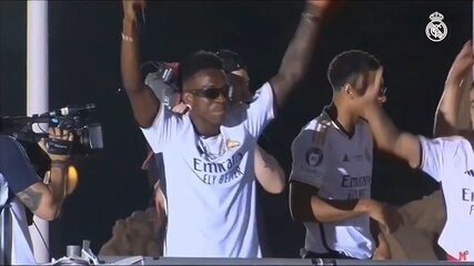 Real Madrid celebra título da Champions, e torcida canta: "Vinicius, Bola de Ouro"