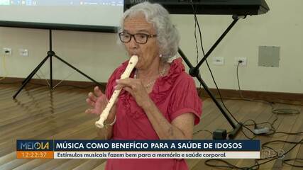 Música traz benefícios para a saúde de idosos