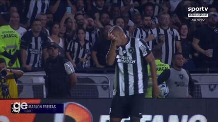 Aos 1 min do 2º tempo - gol de dentro da área de Marlon Freitas do Botafogo contra o Grêmio