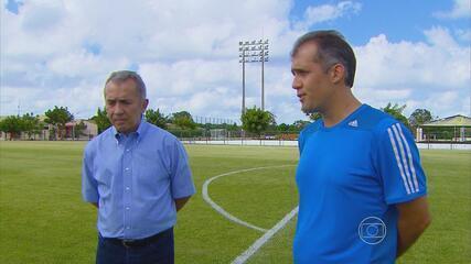 Relembre: De passagem pelo Recife, Nelsinho Batista reencontra filho Eduardo no Sport