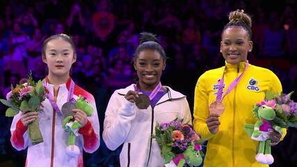 Simone Biles é campeã, e Rebeca Andrade é bronze na trave do Mundial