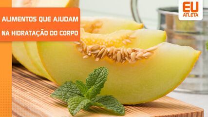 17 alimentos com alto teor de água e ajudam na hidratação do corpo