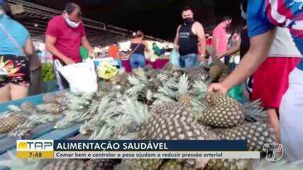 Comer bem e controlar o peso ajudam a reduzir a pressão arterial