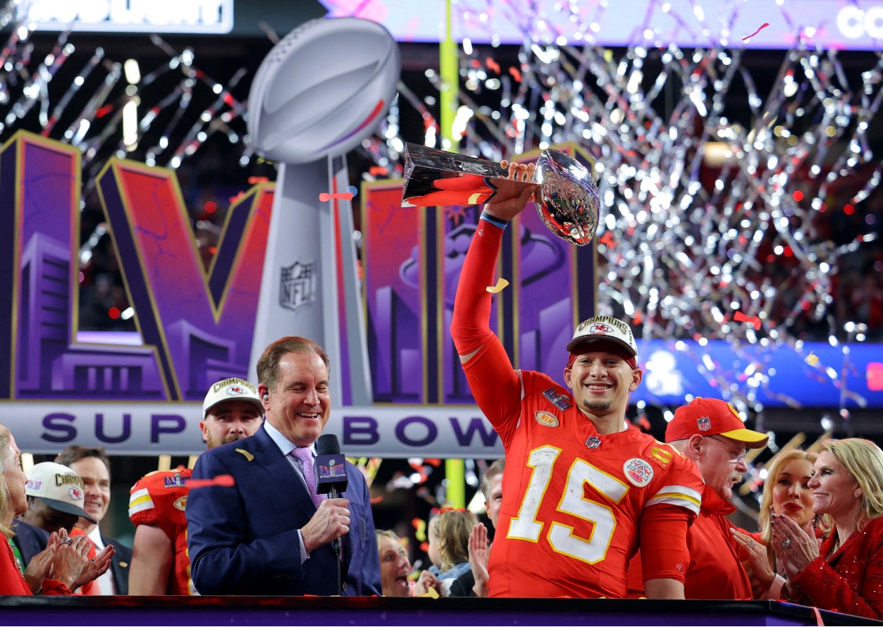 NFL : Les Kansas City Chiefs arrachent le Superbowl au bout du suspense contre les San Francisco 49ers