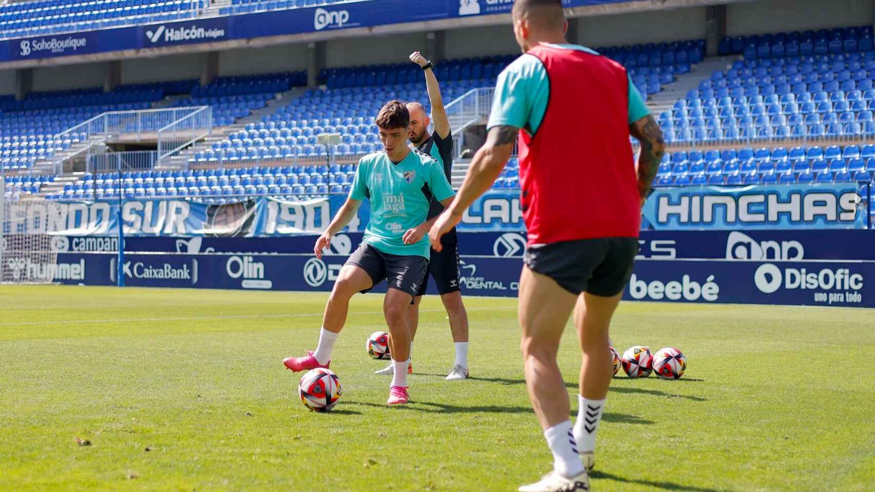 Gabilondo y Dioni durante un entrenamiento con el Málaga CF