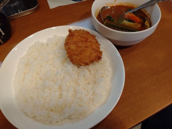 「トマト味のひよこ豆と野菜のカレー、他　１０７０円　※」@ジンコックの写真