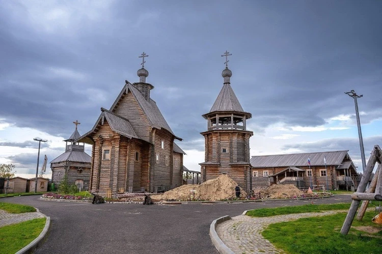 В Салехарде нашли древнейшее северное захоронение - 200-летний дом священника